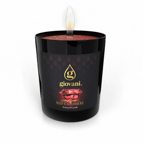 Perfumed candle with wooden wick RED CASHMERE