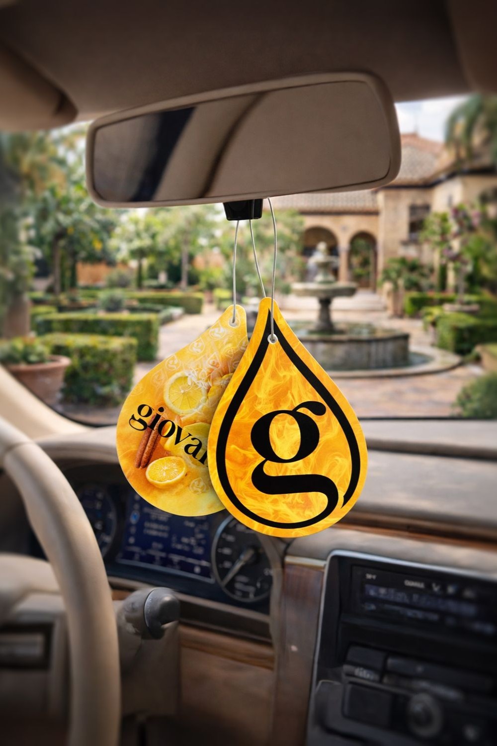 Universal tag with LEMON BOUNTY fragrance